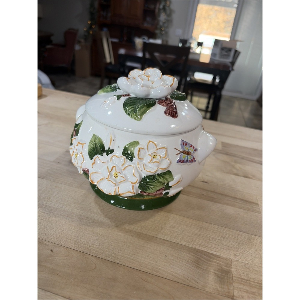 Vintage 3D Raised Flowers Butterfly Casserole Dish